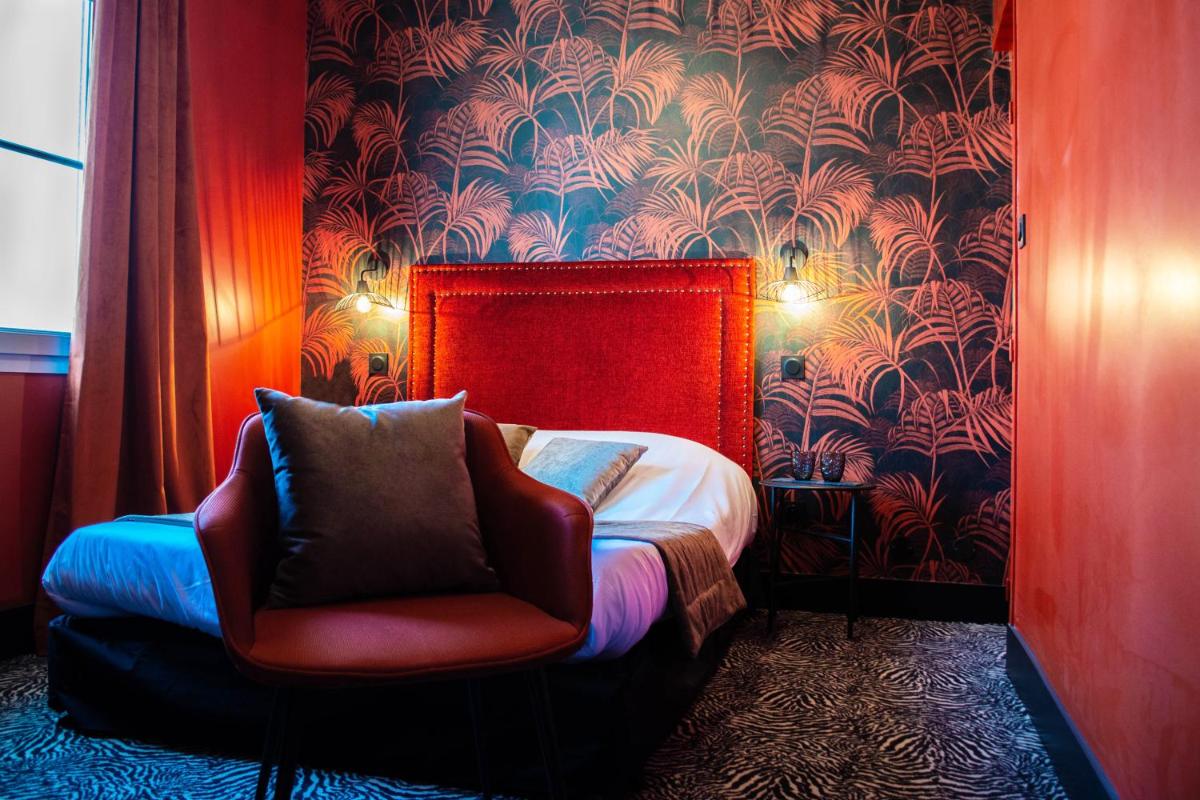 Coin salon dans l'établissement La villa 10 HÔTEL SPA