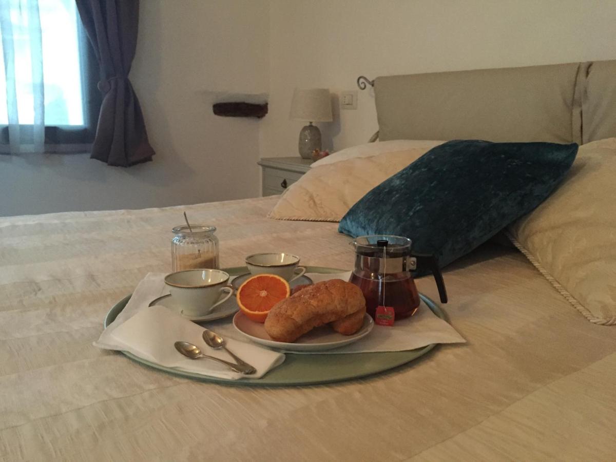 Samgiuvino - Housity