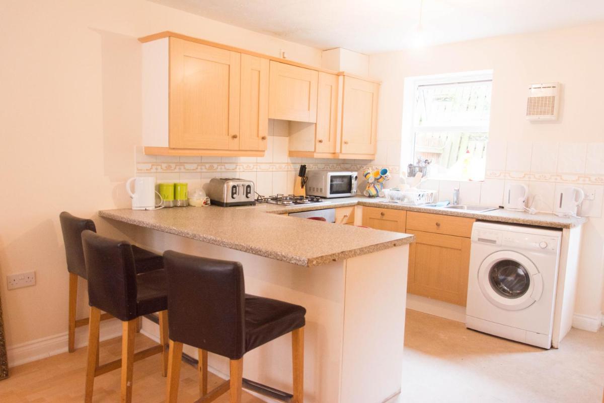 QUEEN GUEST HOUSE - Housity