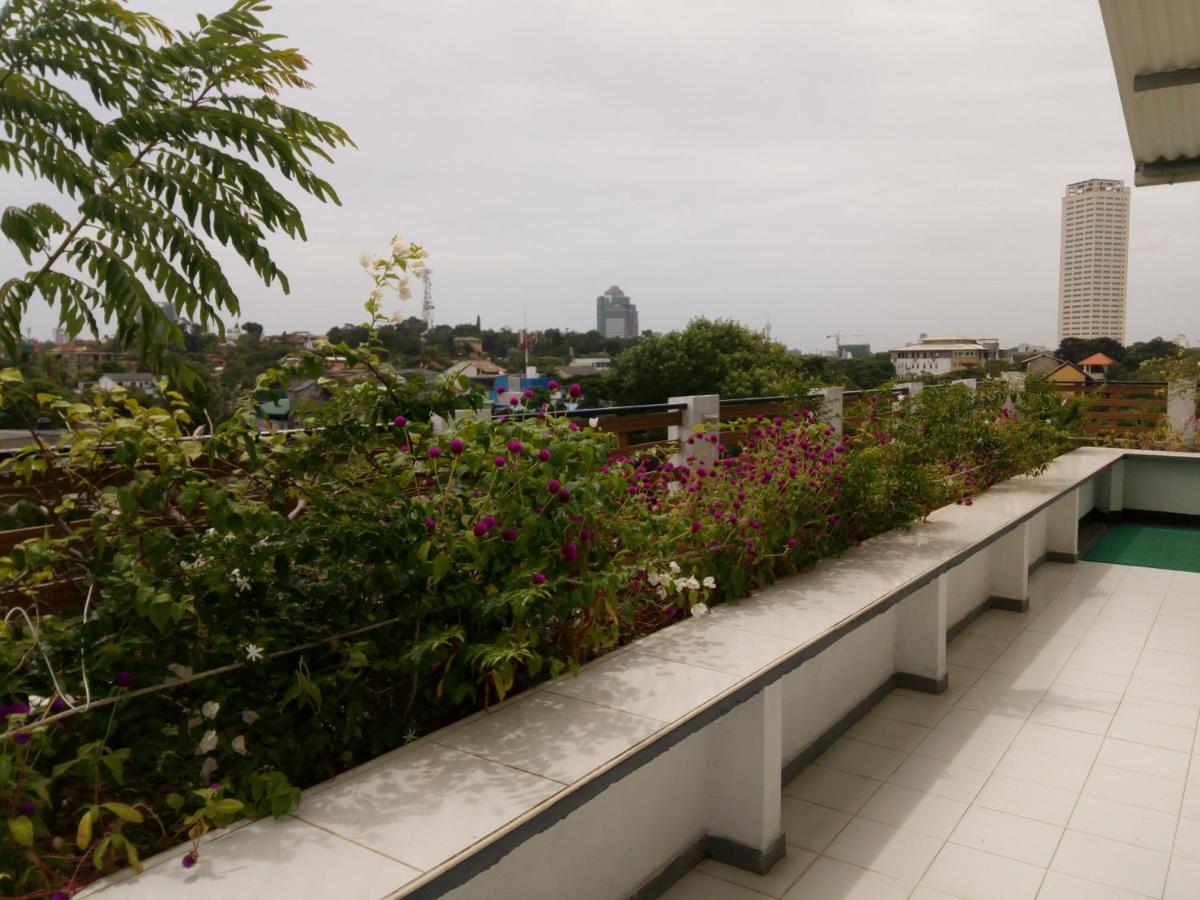 Queens Park Apartments - Housity