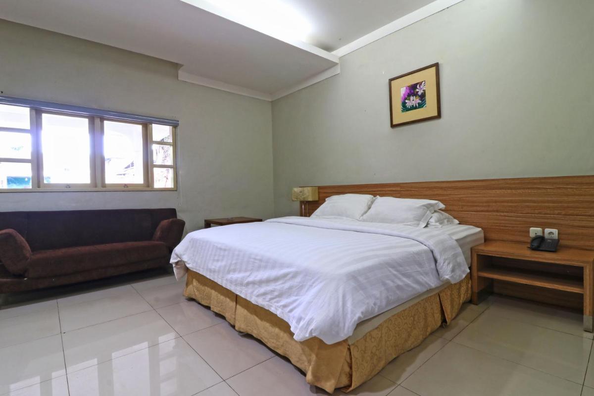 Hotel Sampaga - Housity
