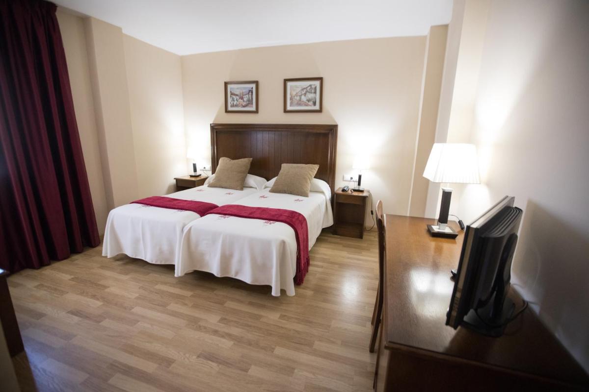 Hotel Arcco Ubeda - Housity