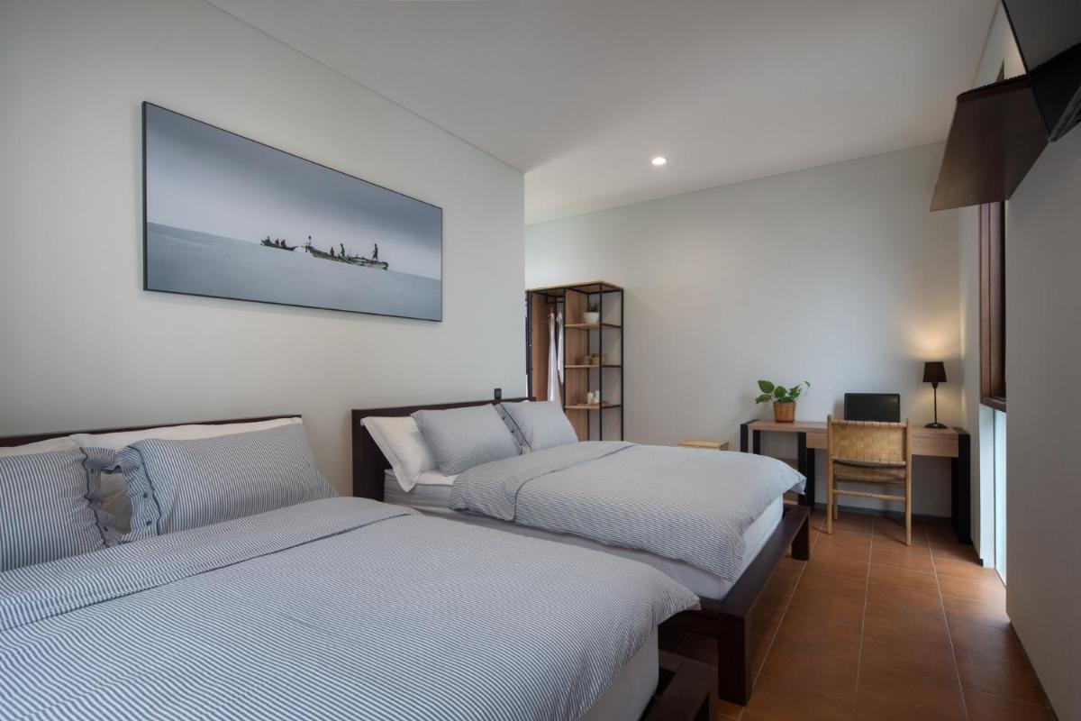 The Beach House - Housity
