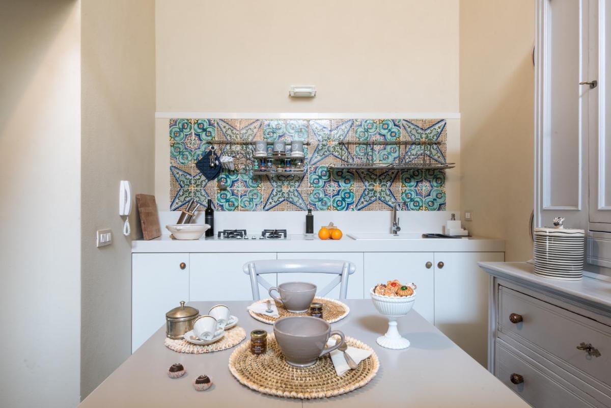 Jasmine Modica Luxury House - Housity