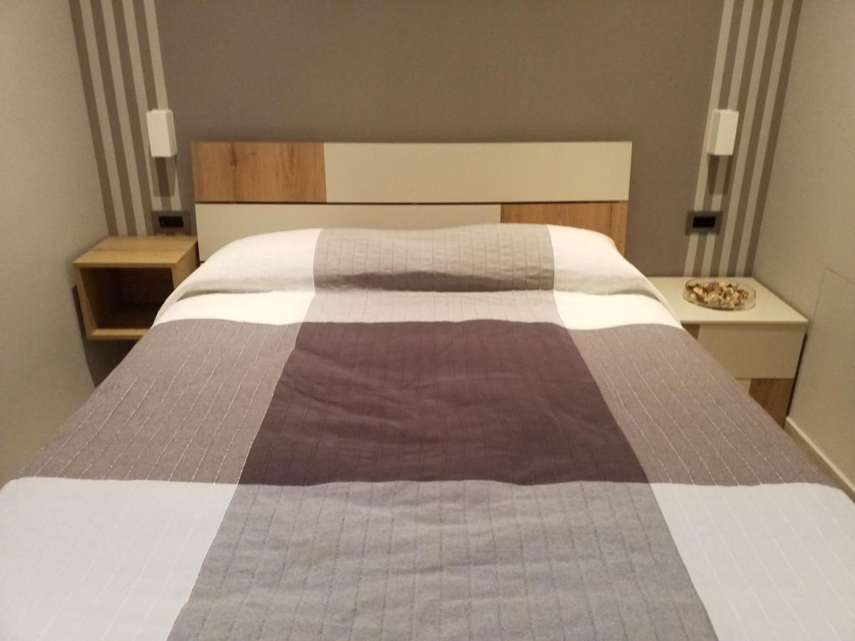 MANDRIA APARTMENTS 1 2 - Housity