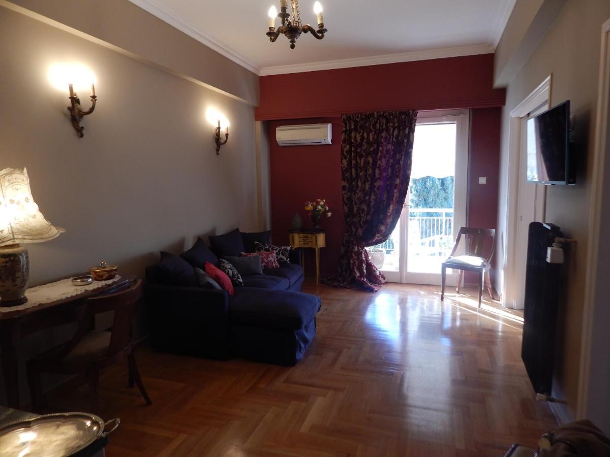 Suitetrails - Athens-Plaka, Peter’s beautiful apartment in Temple of Zeus
