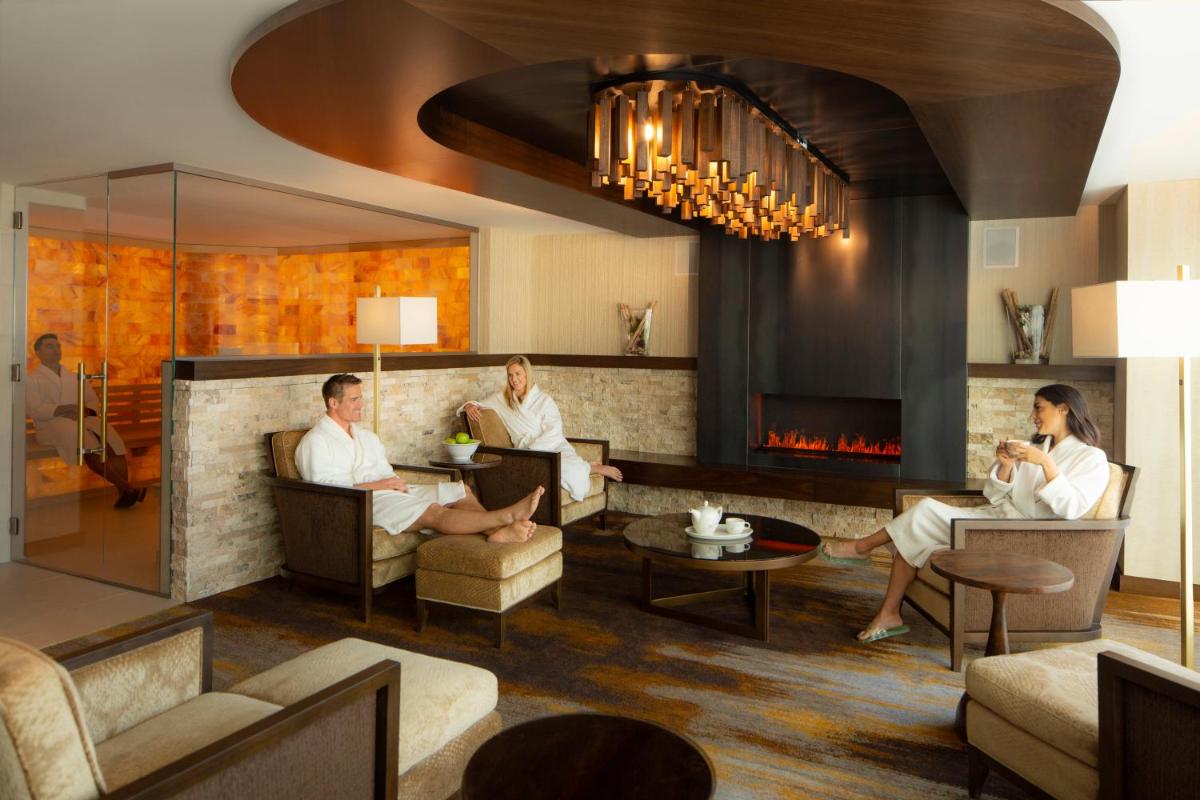 Silver Legacy Reno Resort Casino at THE ROW - Housity