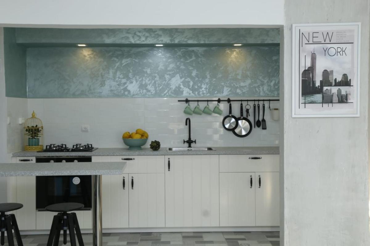Artichoke Boutique - Housity