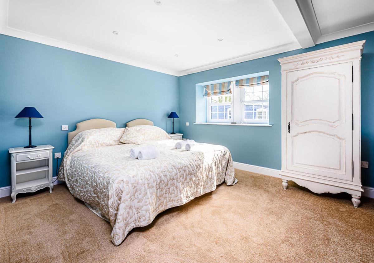 Sherbourne House - Housity