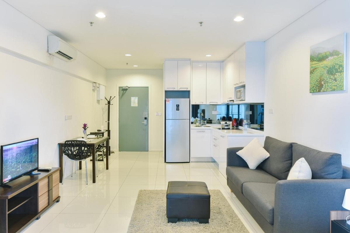 Summer Suite Express by Subhome - Housity