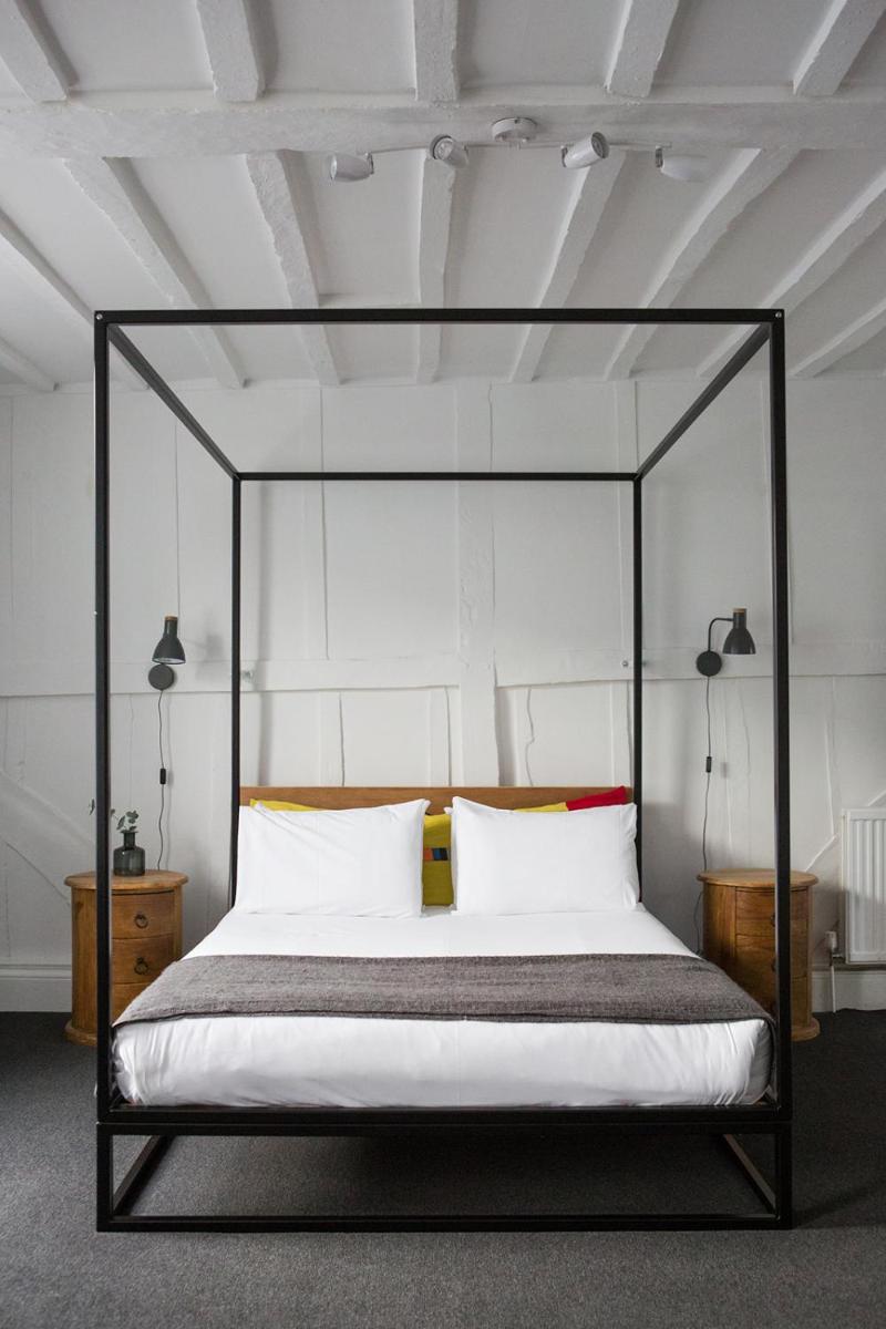Whitehouse Rye - Housity