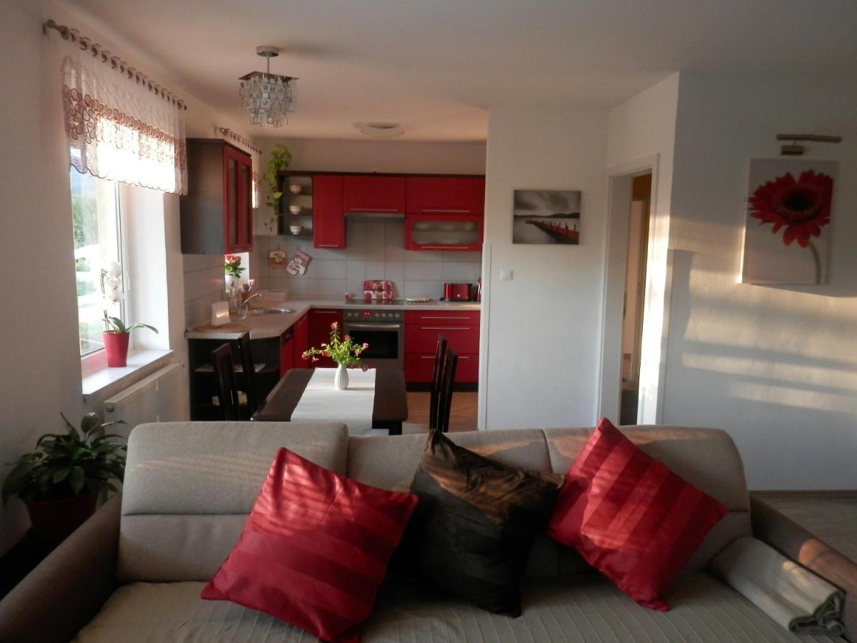 Apartment Boroví - Housity