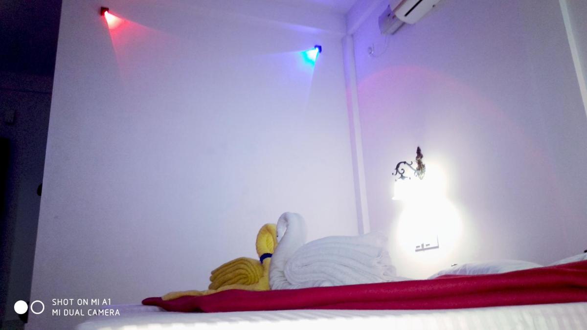 Cherai Ocean View Home - Housity