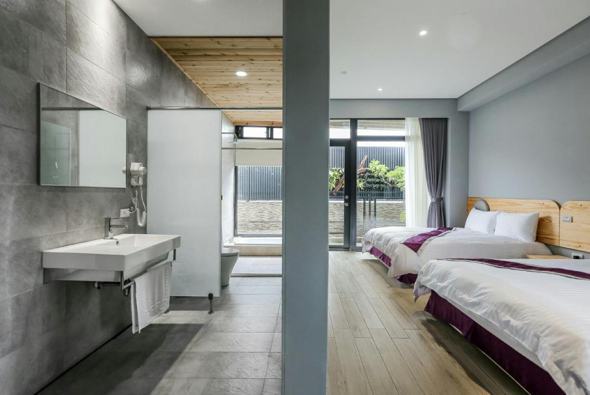 Yuan places - Housity