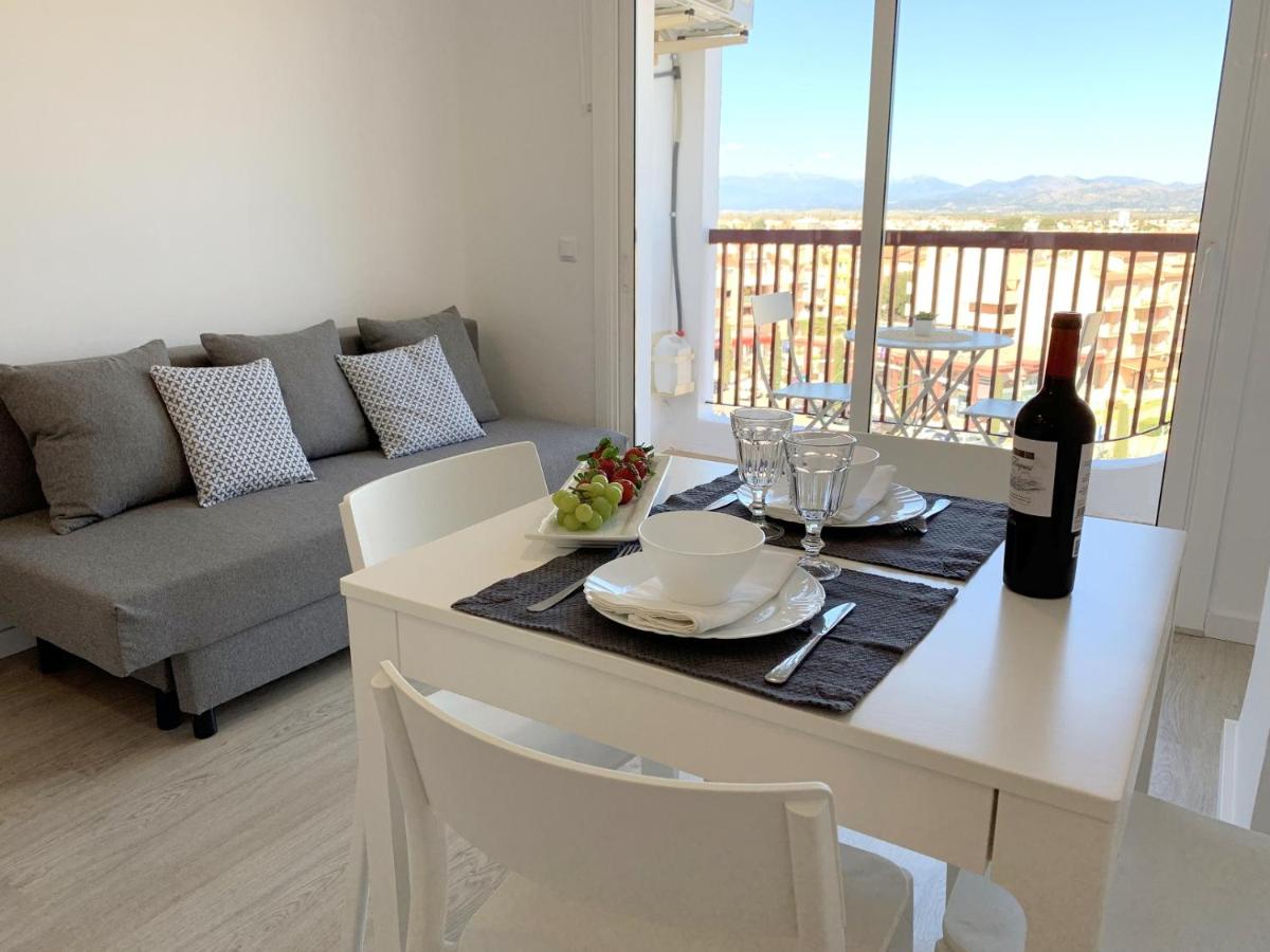 Apartamento 1ª Linea de Mar -WIFI- Aire Acondicionado - Housity