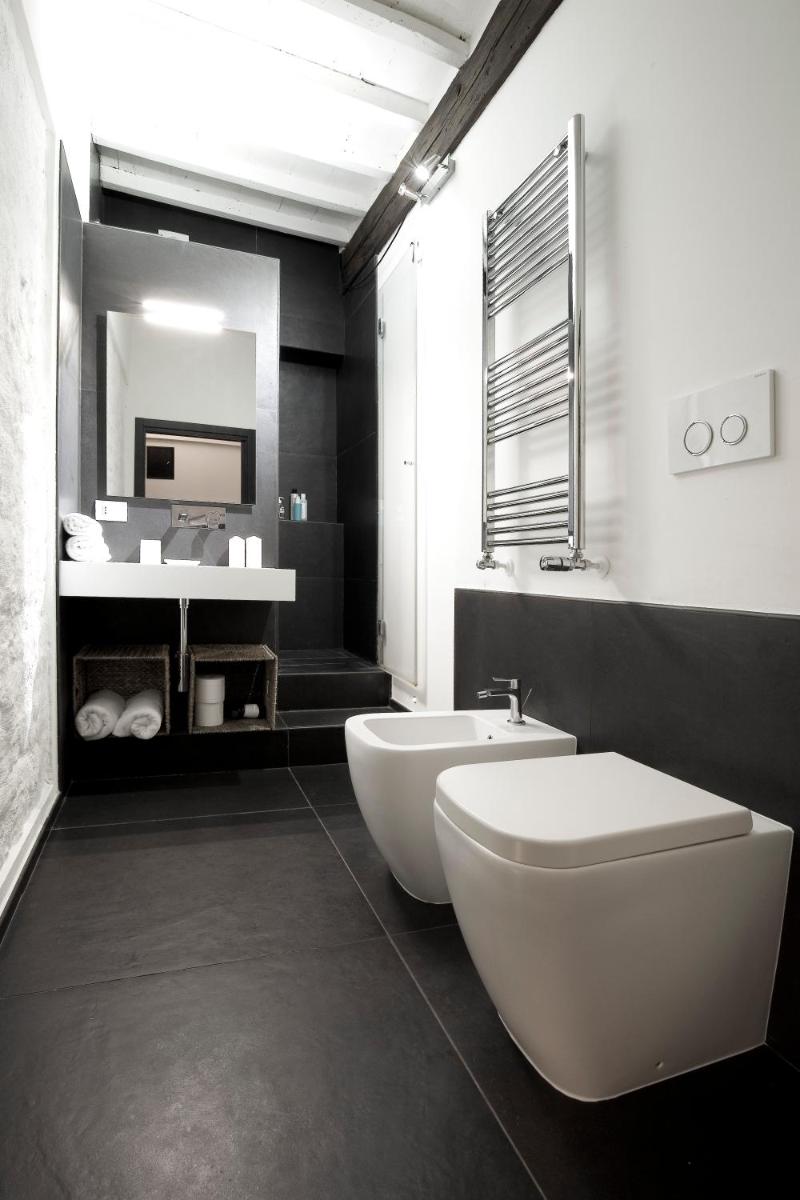 LOFT Silent Terrace 8 Minutes Duomo - Housity