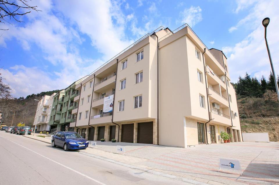 Апартамент Радост Сандански - Housity