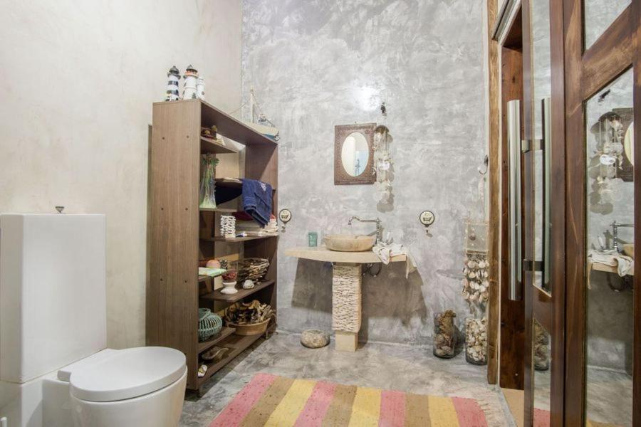 Traditional Village House - Housity