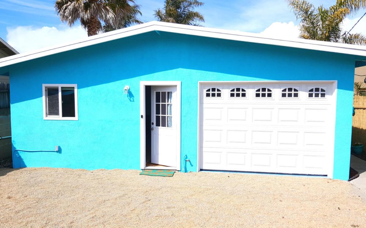 Oceano: Short walk to beach, 4 br, 2 bath, private house! Across street from park & pond - Housity