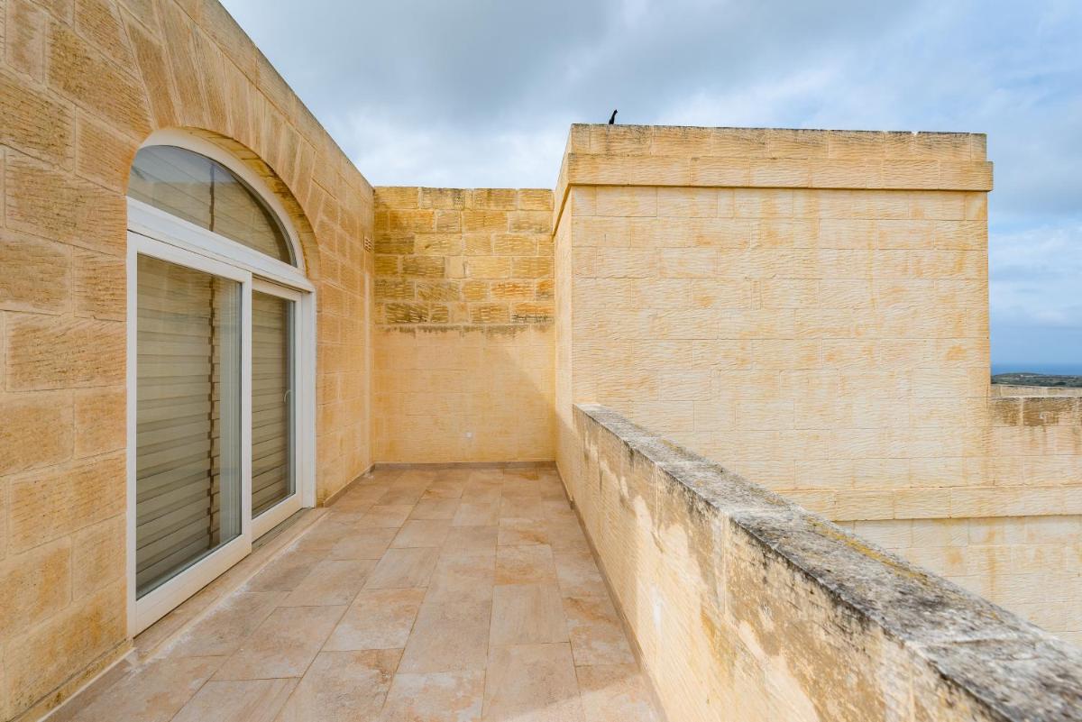 Entire Villa - Gemini Farmhouse, Nadur Gozo - Housity