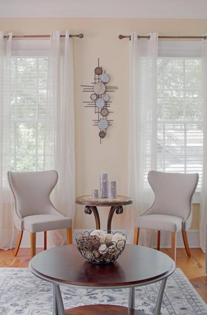 Beautiful 3Bed Townhome in Historic Downtown Savannah - Housity