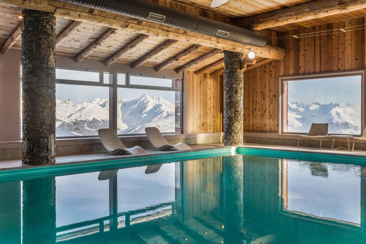 Piscine de l'établissement Résidence Pierre & Vacances Premium Les Hauts Bois ou située à proximité