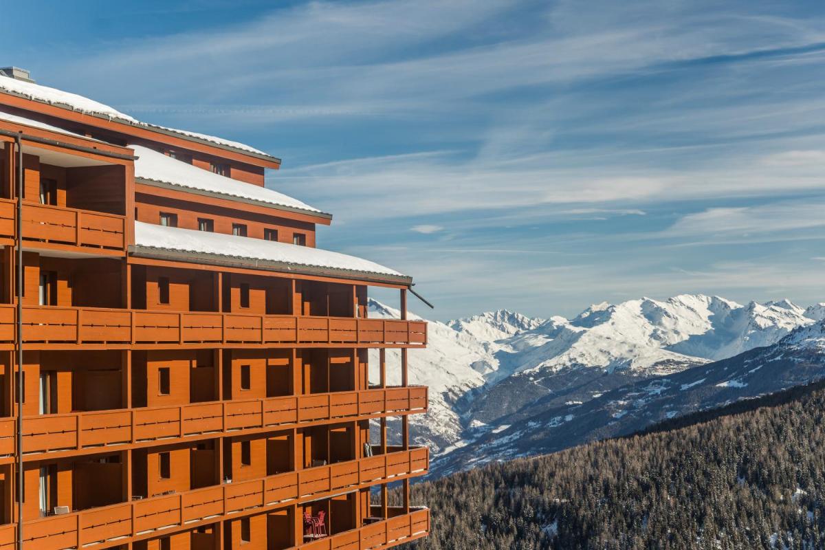 Vue générale sur la montagne ou vue sur la montagne depuis l'appart'hôtel
