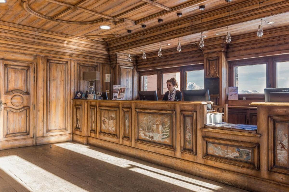 Hall ou réception de l'établissement Résidence Pierre & Vacances Premium Les Hauts Bois