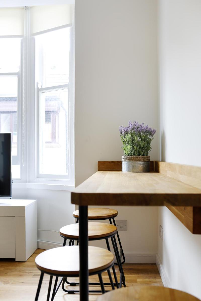 perfect location Modern Maisonette in Brighton Laines - Housity