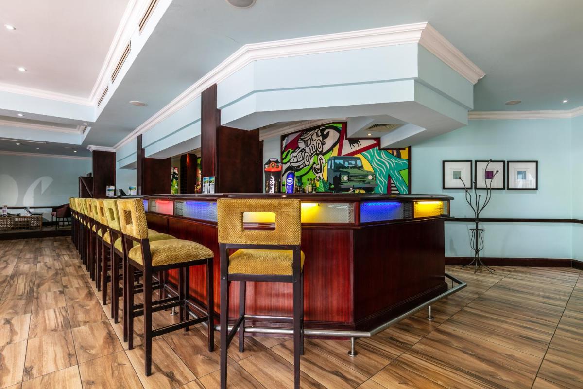 Suitetrails - Cresta President Hotel