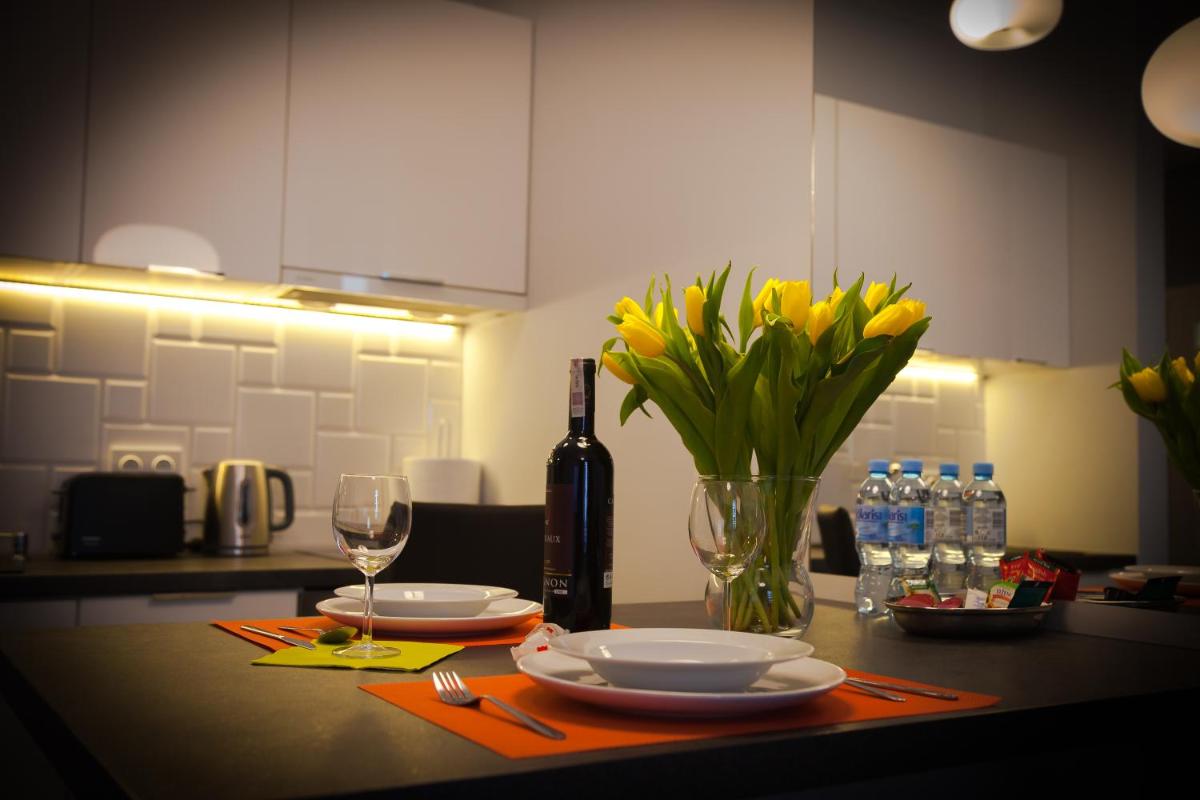 Warsaw Royal Stay Dzielna - Housity