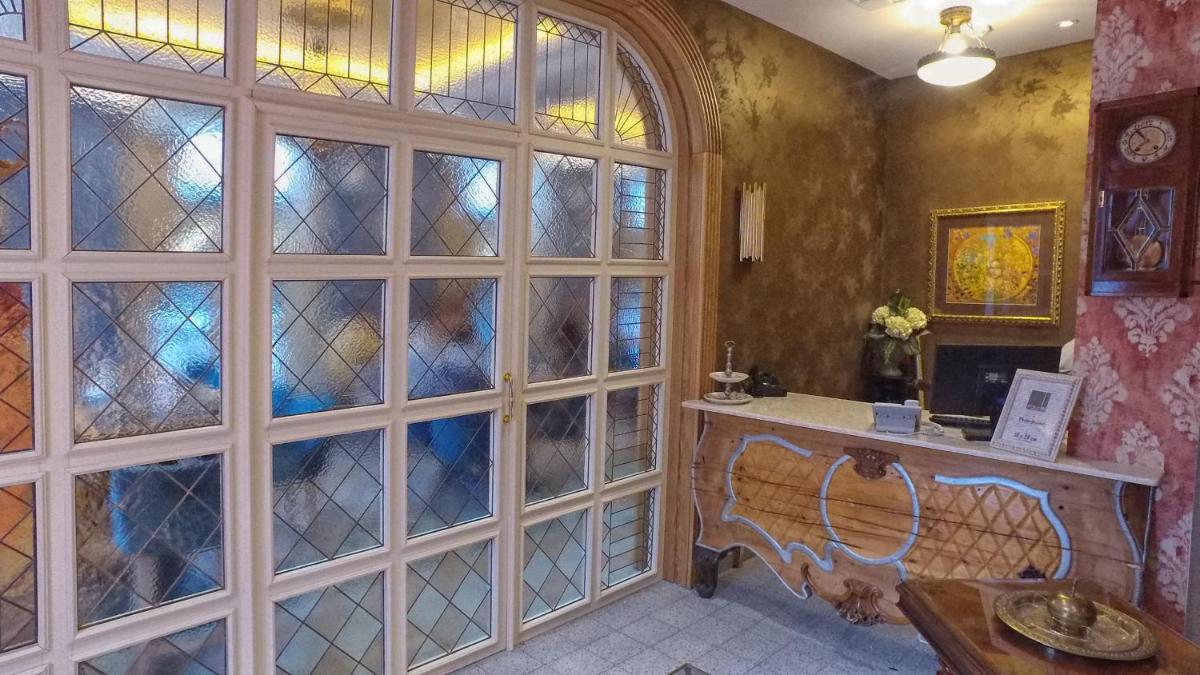 Boutique Macchiato House - Hizvo
