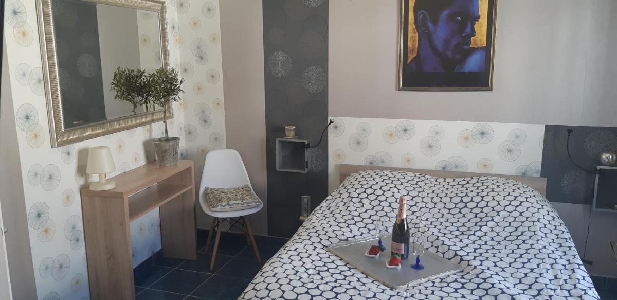 Patrick&Pierre Bed and Breakfast Nîmes - Housity