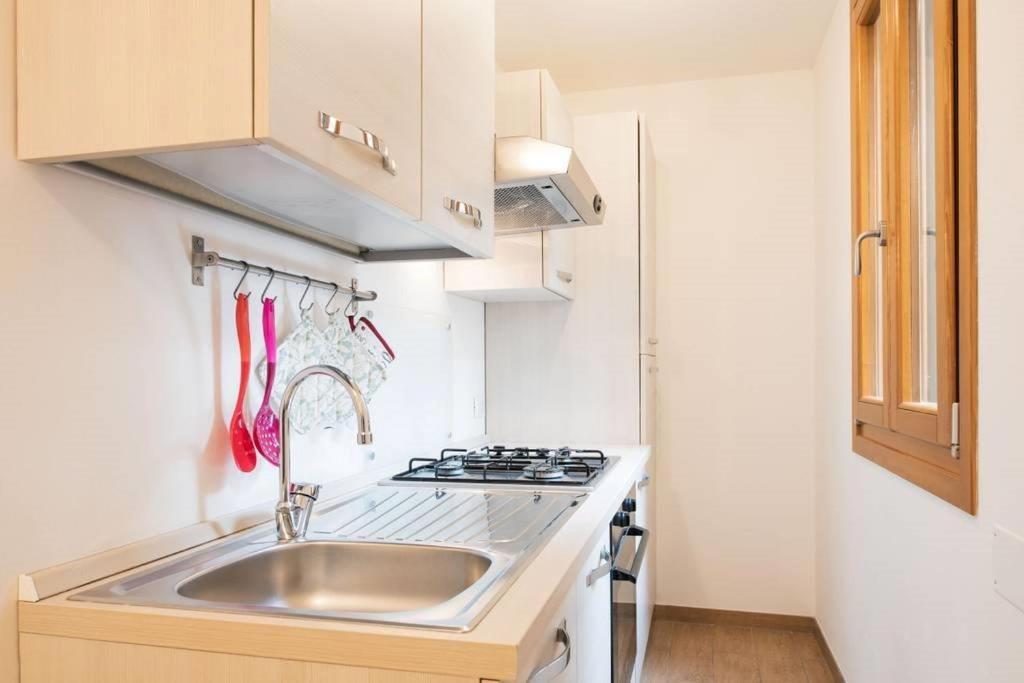 Suitetrails - ANDREA Venice FLAT 1st Floor
