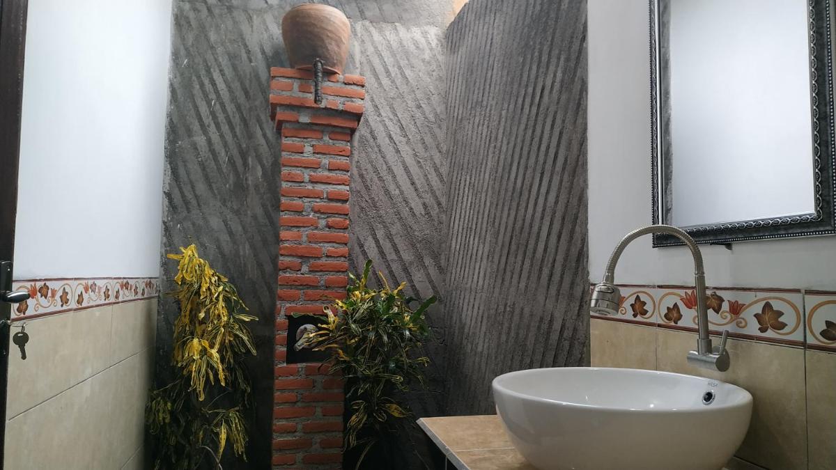 Villa Eliska Sari Sumberkima - Housity