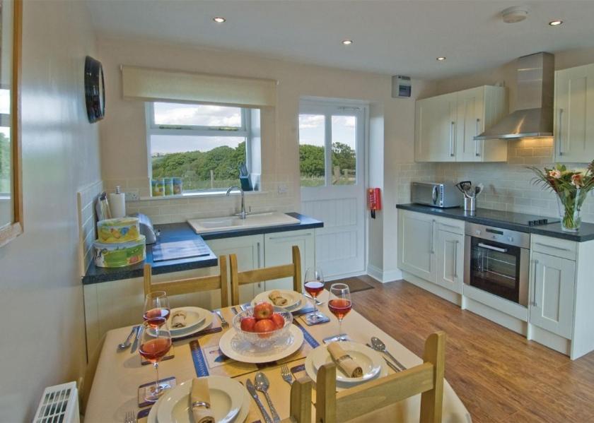 Riding Farm Cottages - Housity