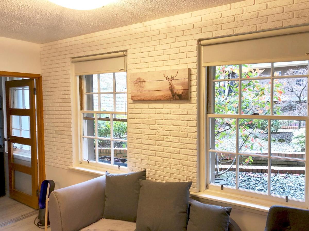 Castle view&Grassmarket studio flat with Luxury bathroom - Housity