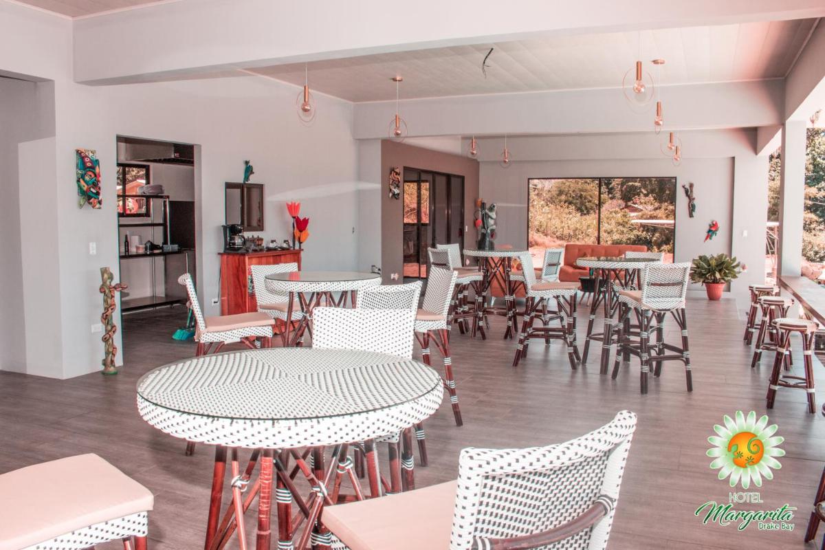 Hotel Margarita and Tour Operator Drake Bay - Housity