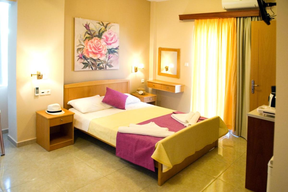 Margarita Studios - Housity