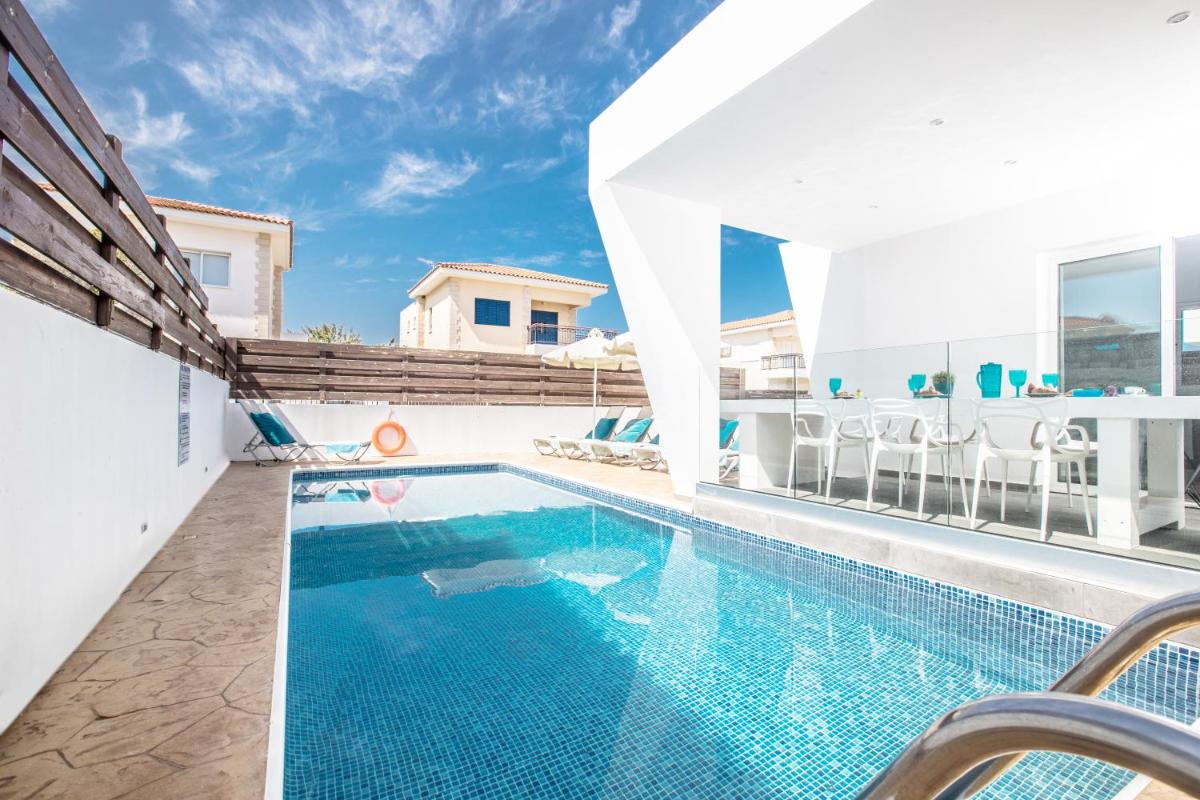 Marimar villa - Housity