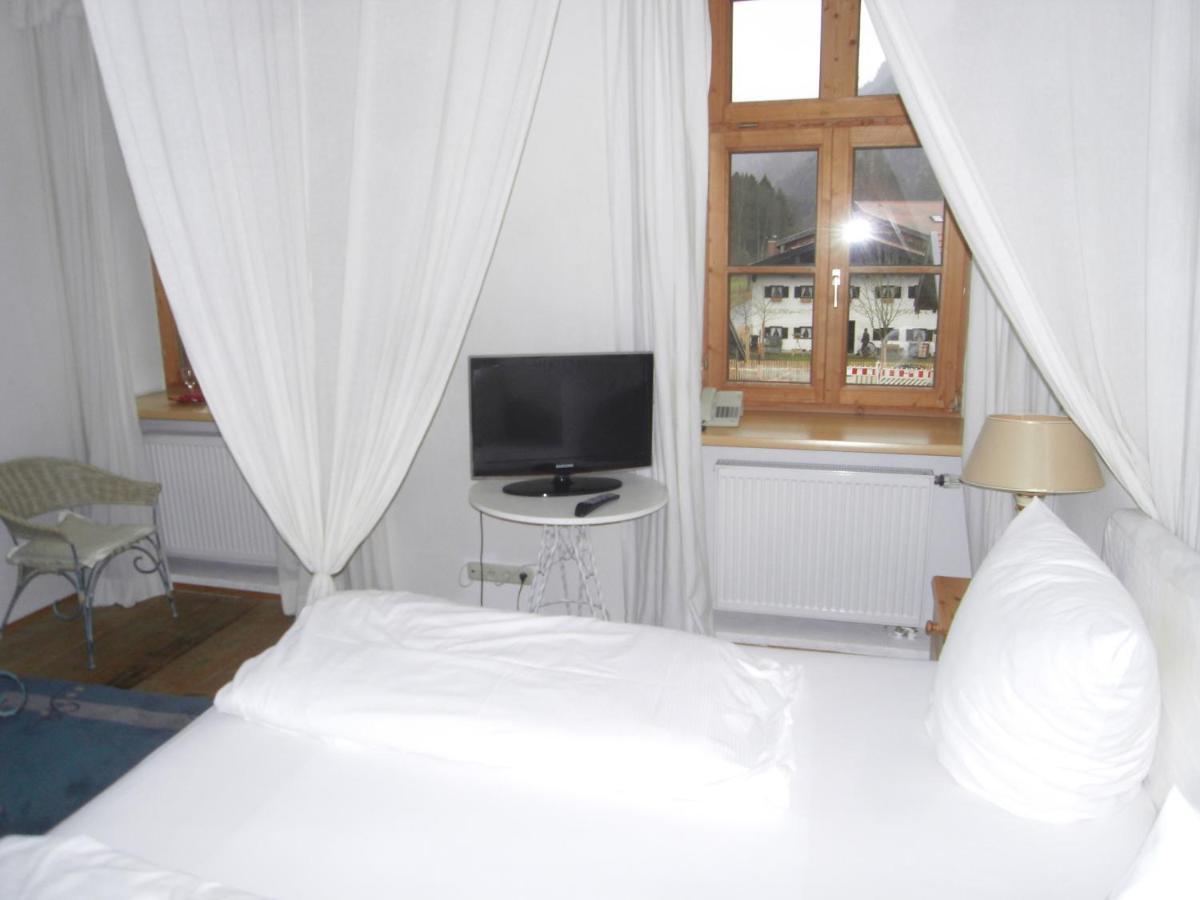 Posthotel Sachrang - Housity