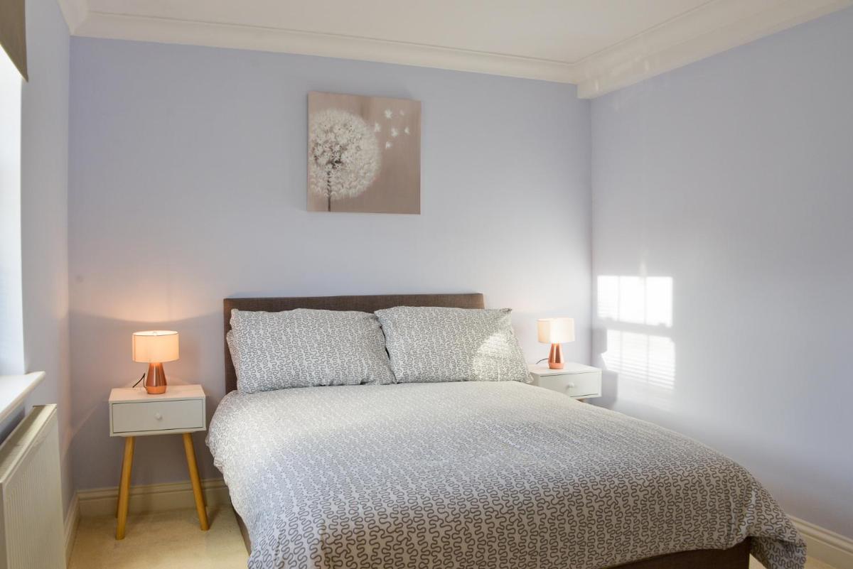 Wakeford Cottage - Housity