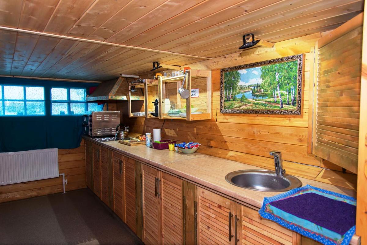 Suitetrails - Holiday Home by the pond