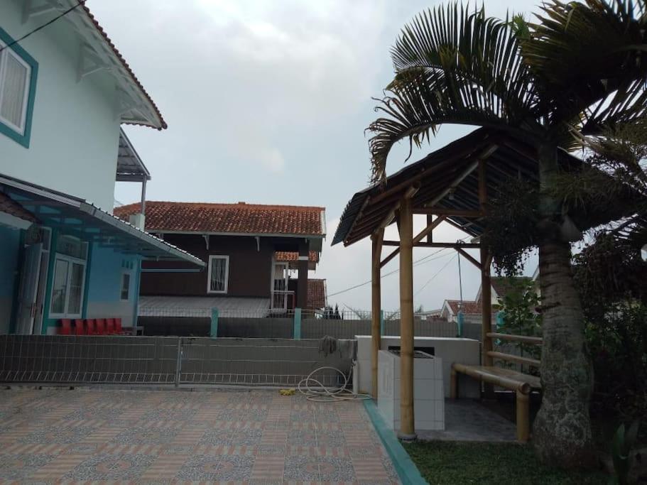 GIISCA FAMILY VILLA - Housity