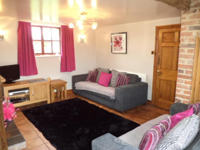 Nightjar Cottage - Housity