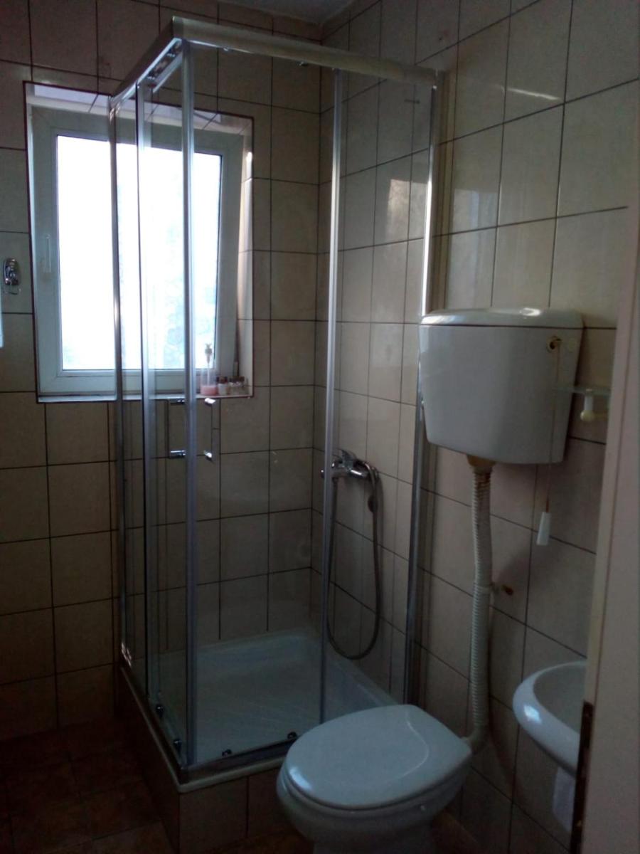 Apartment Viktor 2 stan na dan - Housity