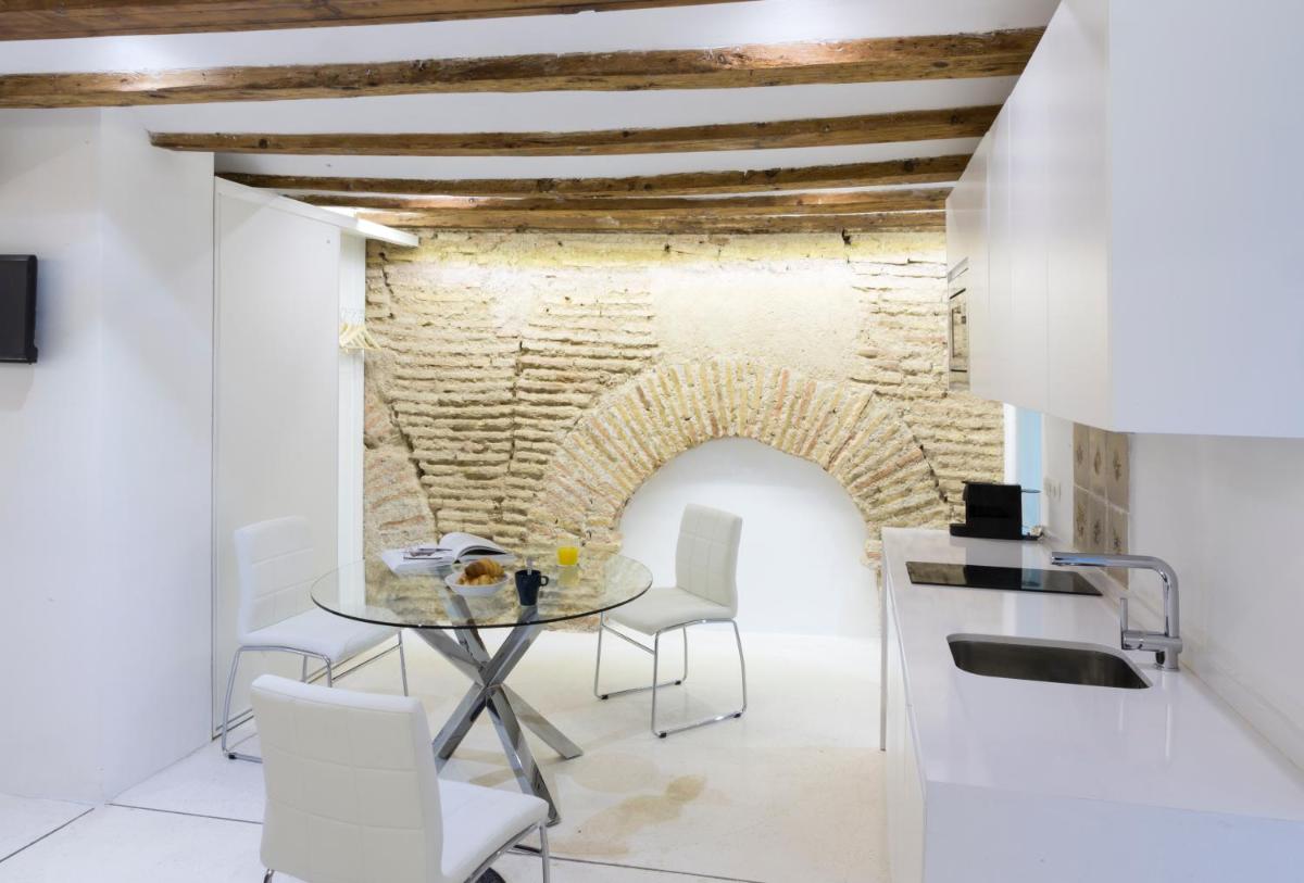 Apartments Downtown Valencia - Housity