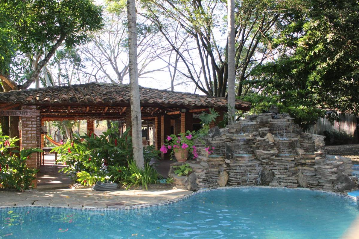 HOSTAL EL CARMEN - Housity
