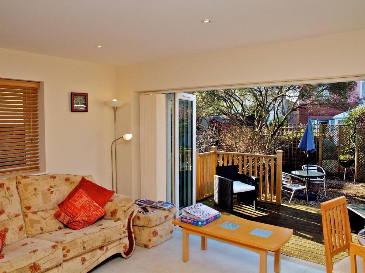 Salmon's Leap Self Catering - Housity