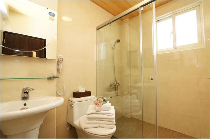 Together Happiness B&B - Housity